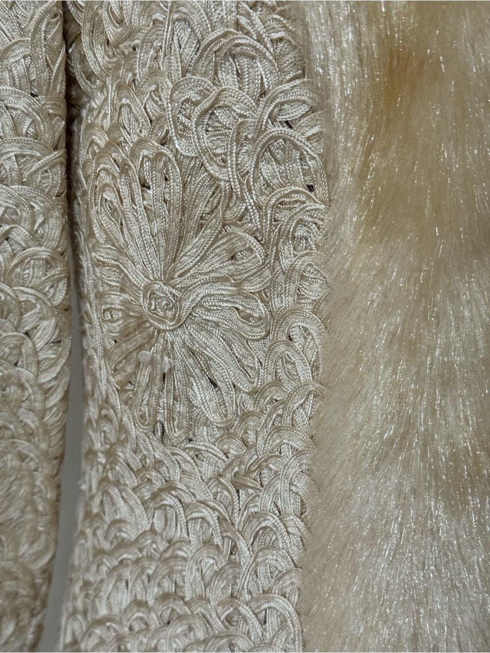 Vintage Sue Wong Nocturne Embroidered Champagne/Ivory Coat Faux Fur Trim Size - Picture 16 of 16